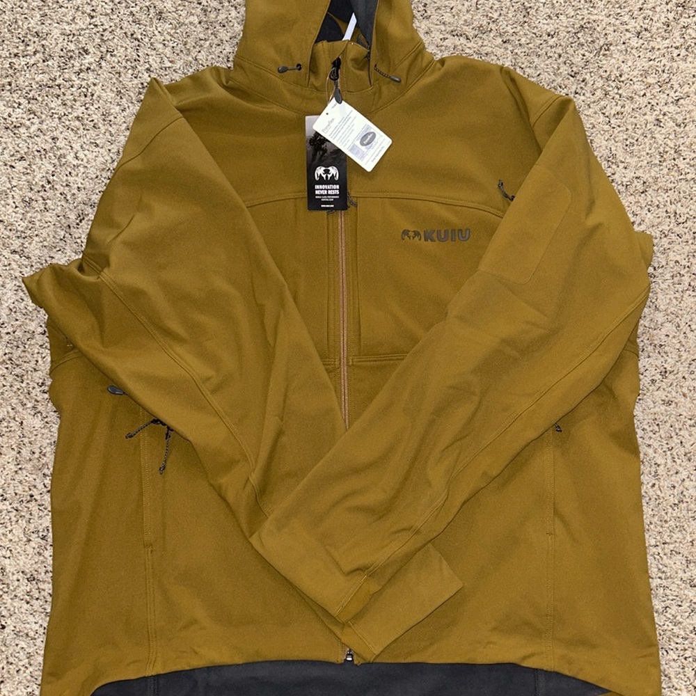 KUIU Guide DCS Hunting Jacket with Hood. (Size: 3XL) - NWT